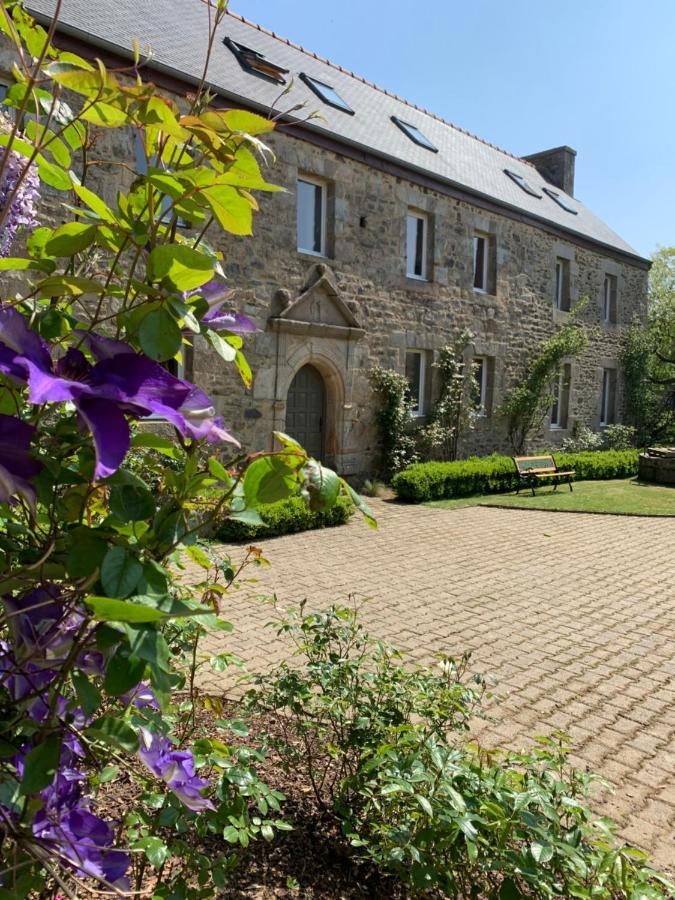 Le Domaine De Coat Rogan, La Chambre Du Tregor Ploezal 외부 사진