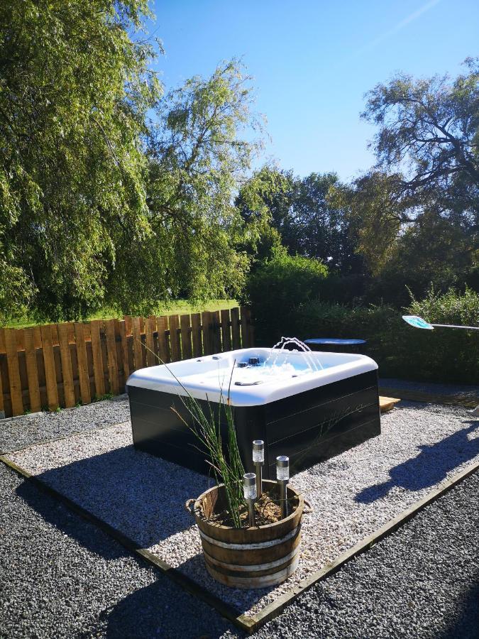 Le Domaine De Coat Rogan, La Chambre Du Tregor Ploezal 외부 사진